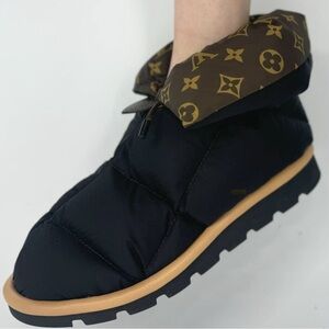 Louis Vuitton Pillow Comfort Ankle Boots – Monogram Brown/Black – Women’s